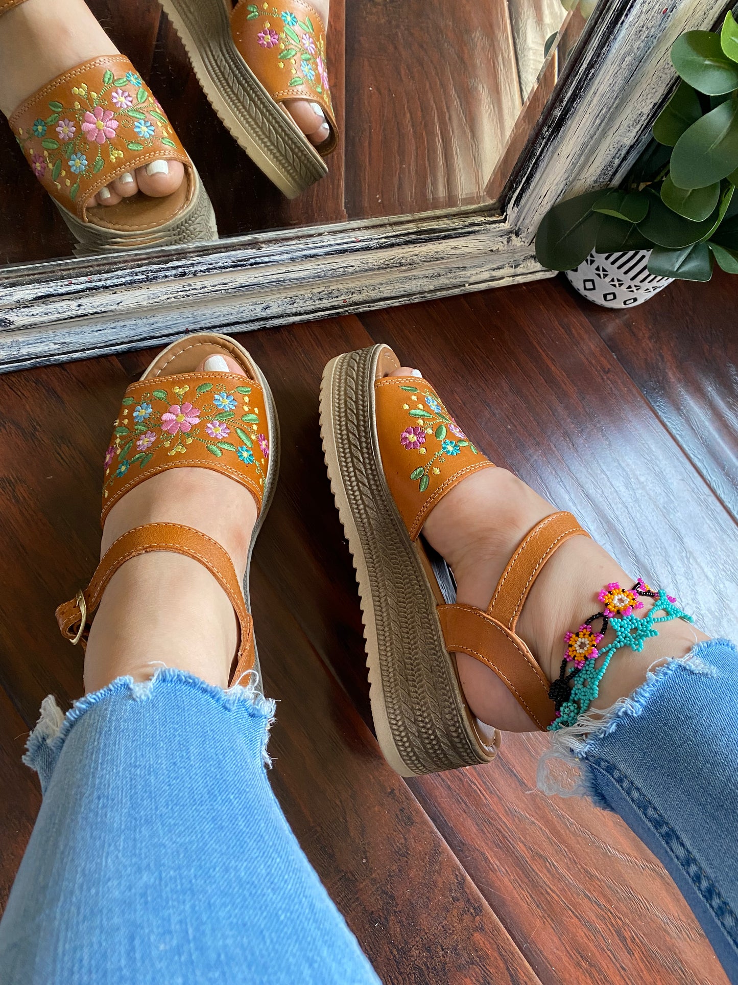 Eiza Buckle Tan