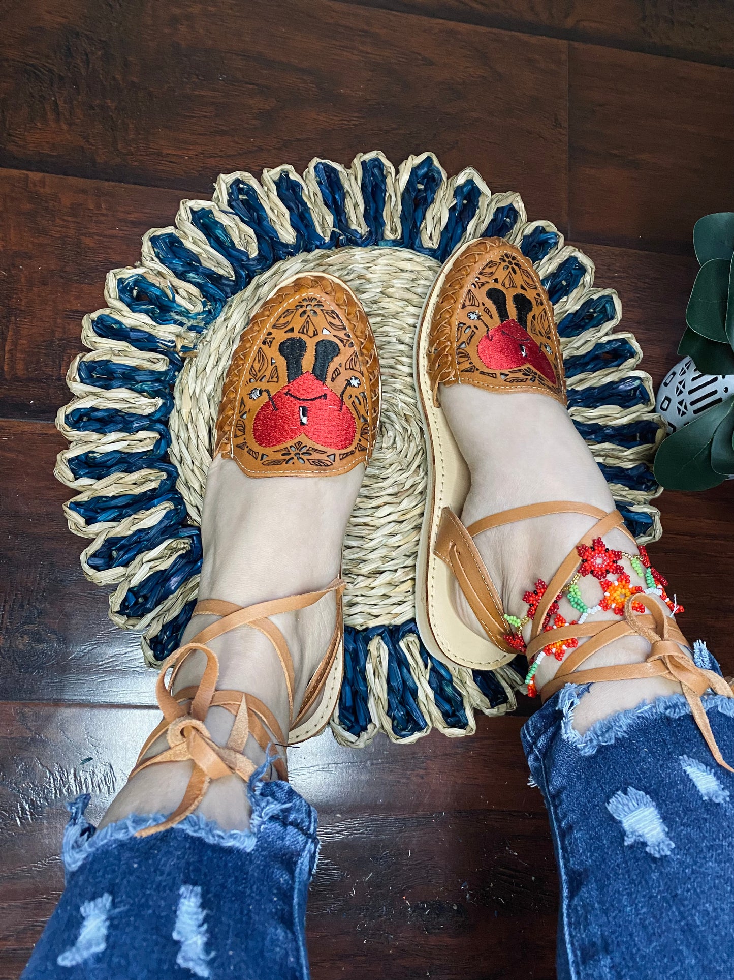 Corazon Lace up