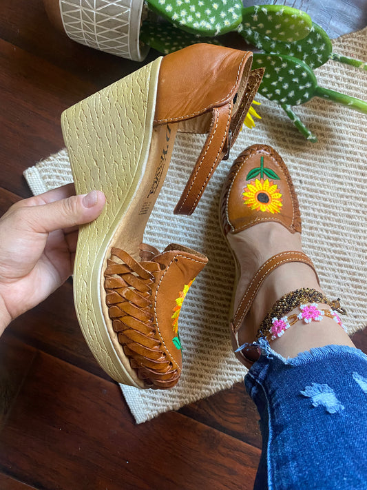 Girasol Wedges