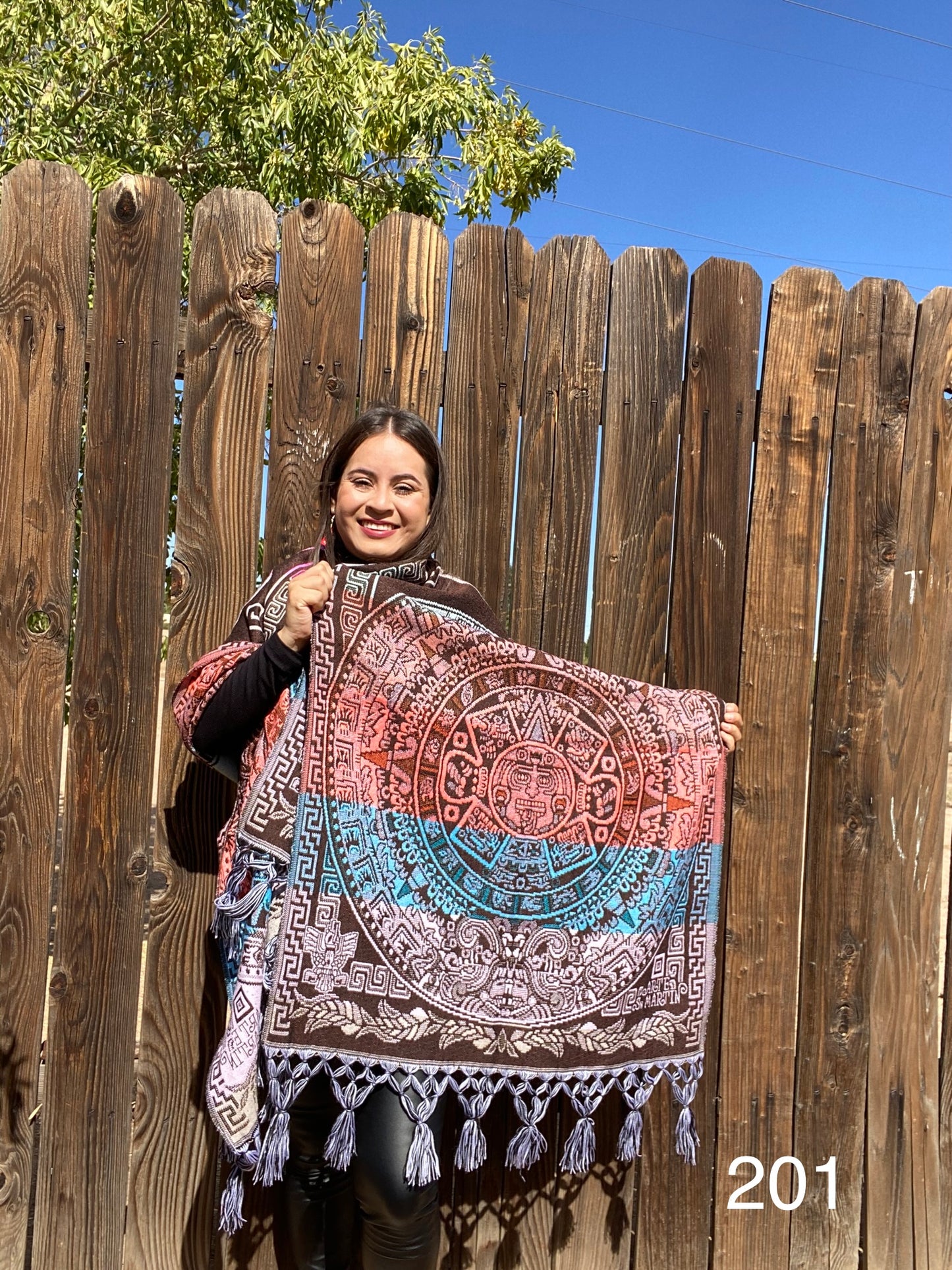 Aztec/pavito shawl